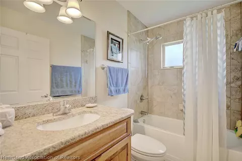 Bath - 4093 Camp Shore Dr, Sebring, FL 33875 photo 3 of 3