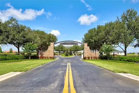Exterior - 4093 Camp Shore Dr, Sebring, FL 33875 photo 2 of 10