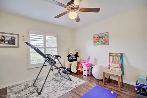 Bedroom - 4093 Camp Shore Dr, Sebring, FL 33875 photo 6 of 7