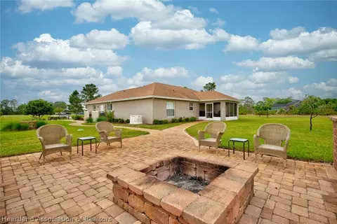 Exterior - 4093 Camp Shore Dr, Sebring, FL 33875 photo 8 of 10