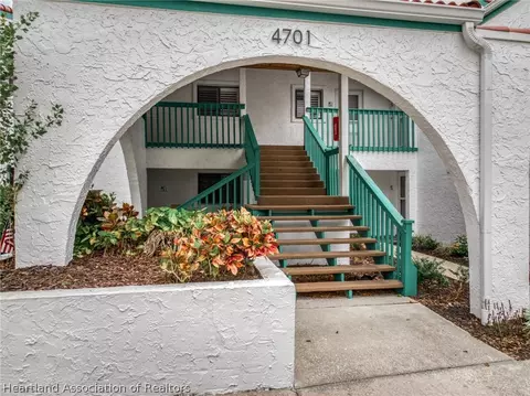 4701 Casablanca Circle B24, Sebring, FL 33870