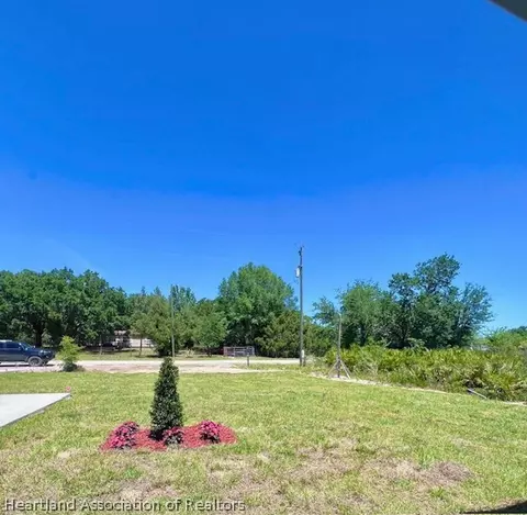 Exterior - 459 Thiseldo Ln, Sebring, FL 33875 photo 12 of 13