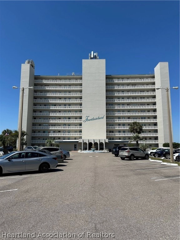 2131 Lakeview Dr Unit 1002  