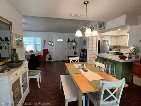 Dining - 4111 Thompson Ave, Sebring, FL 33875 photo 3 of 5