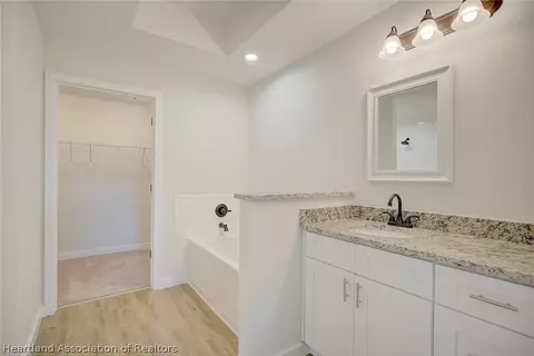Bath - 1917 Iris Ave, Sebring, FL 33875 photo 1 of 6