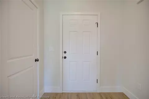 Entry Way - 1917 Iris Ave, Sebring, FL 33875 photo 1 of 1