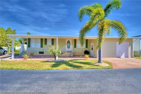 225 Fairway Boulevard 222, Frostproof, FL 33843