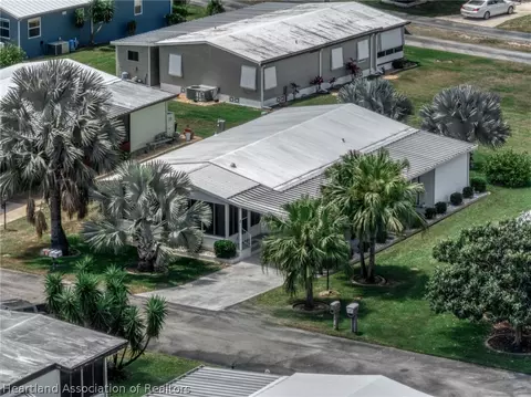 36 Pinecrest St, Lake Placid, FL 33852