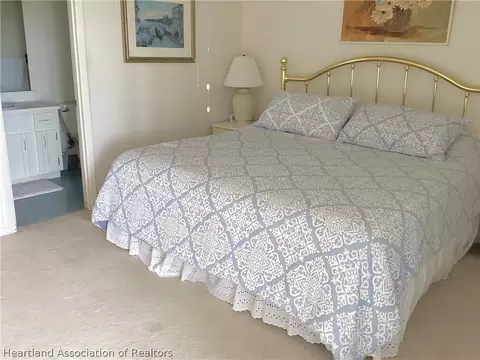 Bedroom - 3711 Edgewater Dr, Sebring, FL 33872 photo 3 of 5