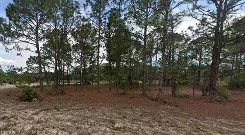 331 Tahiti Ave, Lake Placid, FL 33852