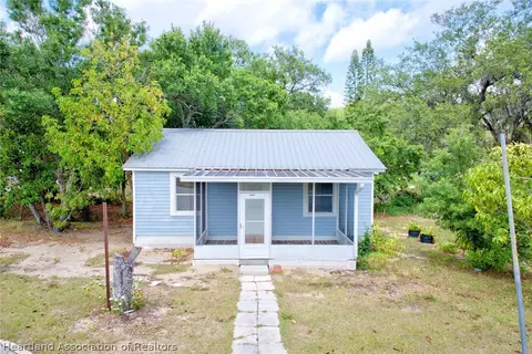2024 Steiner Ave, Sebring, FL 33870