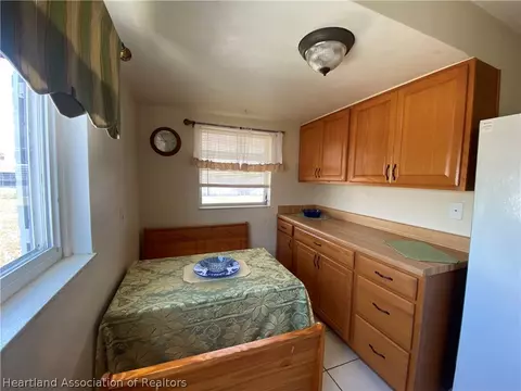 311 Raymond Ave, Frostproof, FL 33843 photo 4