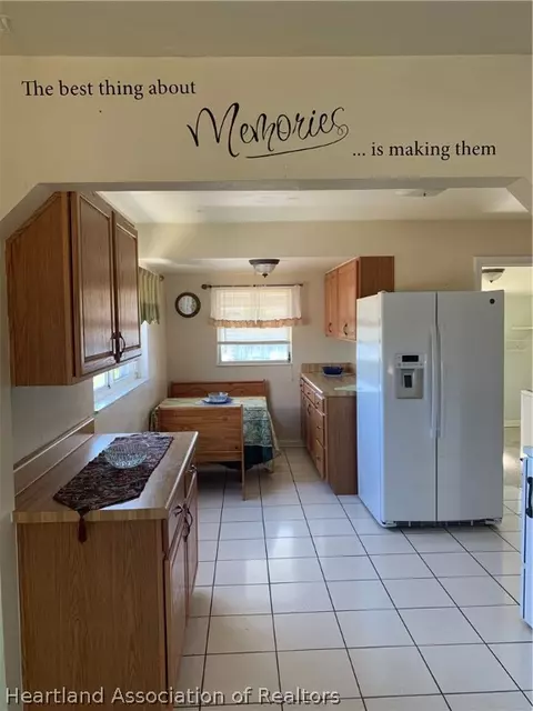 311 Raymond Ave, Frostproof, FL 33843 photo 3