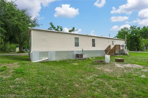 1093 SE 4th Ave, Arcadia, FL 34266 photo 2