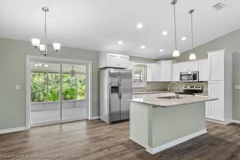Kitchen - 4322 Jaguar Dr, Sebring, FL 33872 photo 2 of 6
