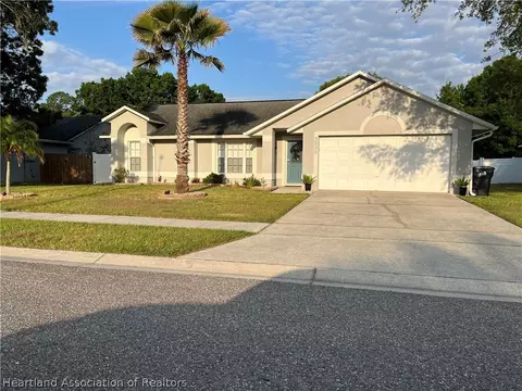 3838 Peace Pipe Dr, Orlando, FL 32829