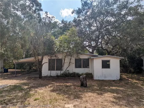 1715 Rainbow Ave, Sebring, FL 33870