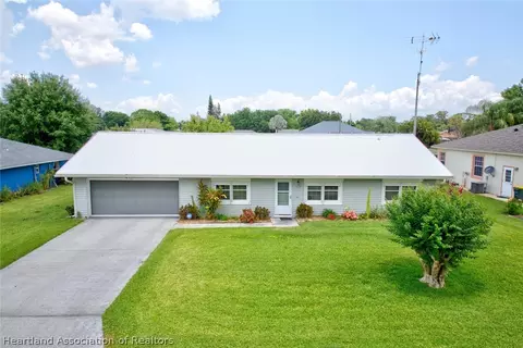 117 Happiness Ave, Lake Placid, FL 33852