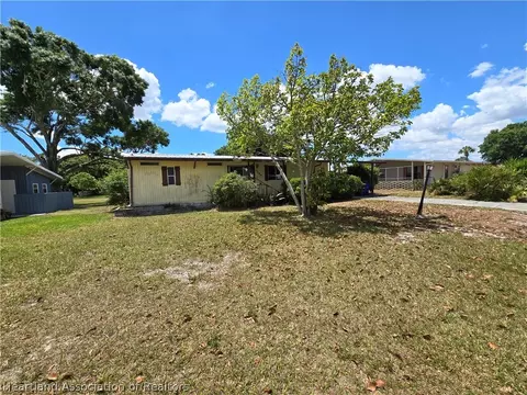 3609 Blueberry Ln, Sebring, FL 33872