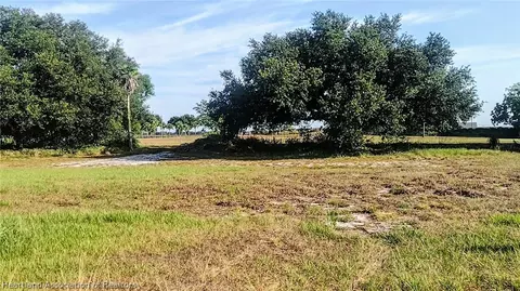 7095 Golf Club Dr, Sebring, FL 33876