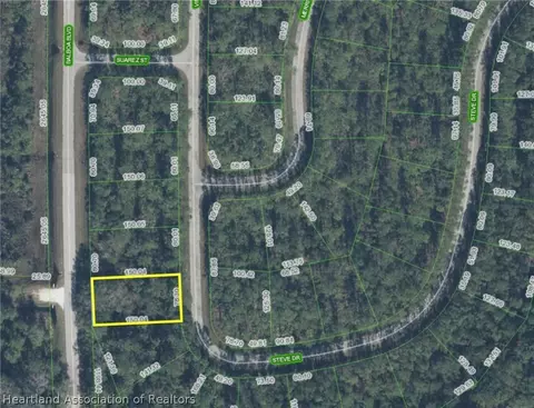 7438 Virtudes St, Sebring, FL 33872