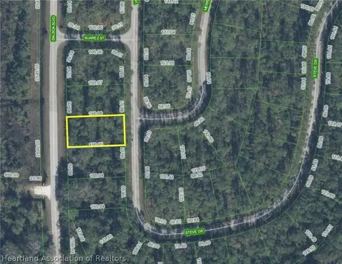 7426 Virtudes St, Sebring, FL 33872