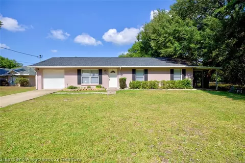 2277 Clifton St, Sebring, FL 33875