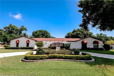 1110 Krouse St, Sebring, FL 33875