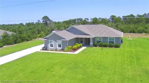 82 Deer Rd, Frostproof, FL 33843