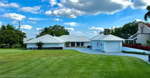 2911 Lakeview Dr, Sebring, FL 33870
