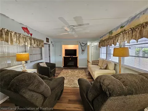 8094 Von Maxcy Rd, Sebring, FL 33870 photo 7