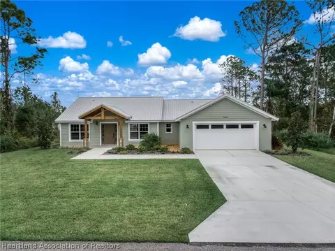 5500 Savona Dr, Sebring, FL 33872