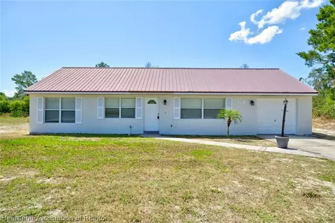 1039 Rebel Ave, Lake Placid, FL 33852