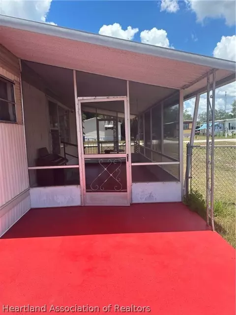 4611 Ferdinand Ave, Sebring, FL 33870 photo 3