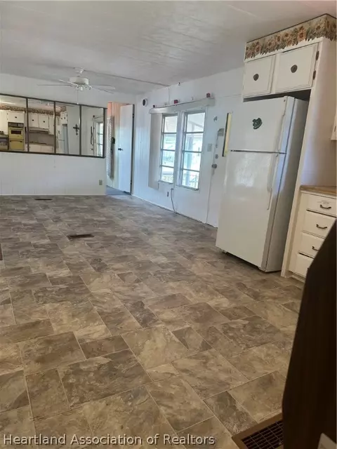 4611 Ferdinand Ave, Sebring, FL 33870 photo 5