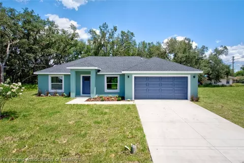 2720 W Albatross Rd, Avon Park, FL 33825
