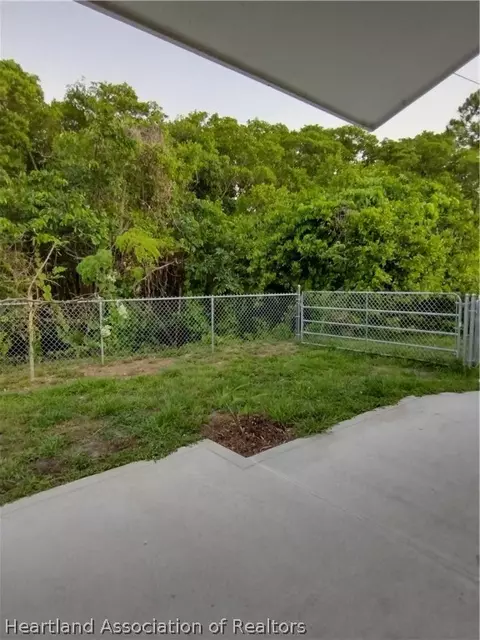 Exterior - 1210 Mohican Blvd, Jupiter, FL 33458 photo 7 of 10