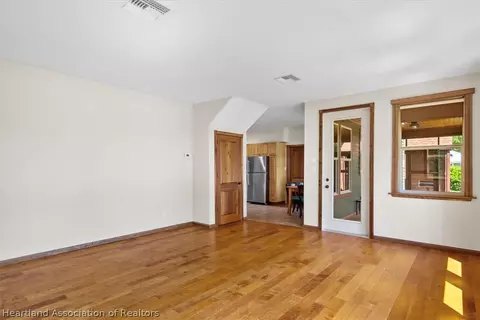 Living - 2432 Pine Needle Dr, Sebring, FL 33875 photo 3 of 3