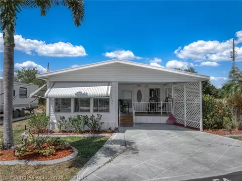 54 Sand Pine Cir, Lake Placid, FL 33852