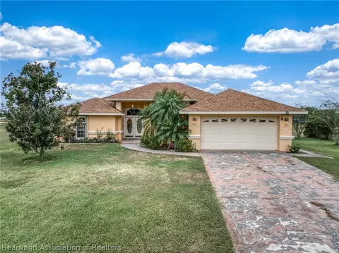 7008 Kenwood Pl, Sebring, FL 33876