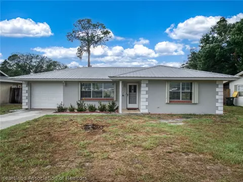 403 S Egret St, Sebring, FL 33870