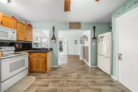 921 Killarney Dr, Sebring, FL 33870 photo 11