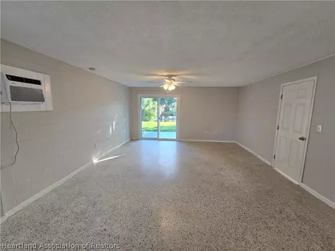 1559 Lakeshore Dr, Lorida, FL 33857 photo 11