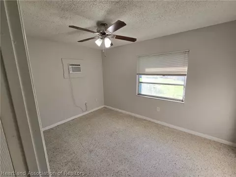 1559 Lakeshore Dr, Lorida, FL 33857 photo 7