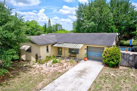 1002 N Lake Ave, Avon Park, FL 33825