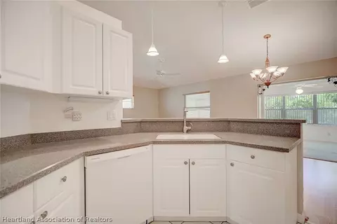 1507 Willow Dl, Sebring, FL 33872 photo 14