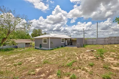 Exterior - 419 E 9th St, Frostproof, FL 33843 photo 2 of 3
