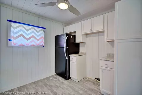 Kitchen - 419 E 9th St, Frostproof, FL 33843 photo 3 of 5