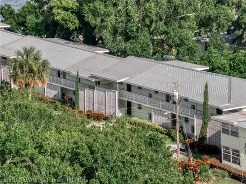 102 E Pleasant Street 201, Avon Park, FL 33825