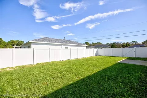 817 Renault Ave, Sebring, FL 33872 photo 3